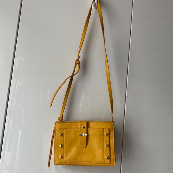 Botkier Handbags - ✨Botkier New York Warren City Leather Purse Yellow